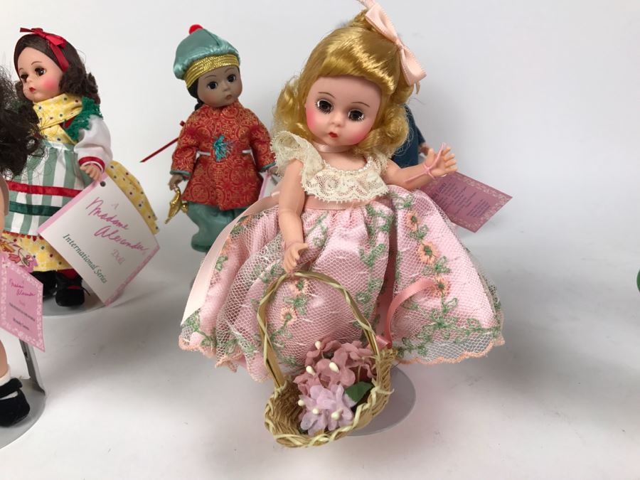 (10) Madame Alexander Dolls [Photo 19]