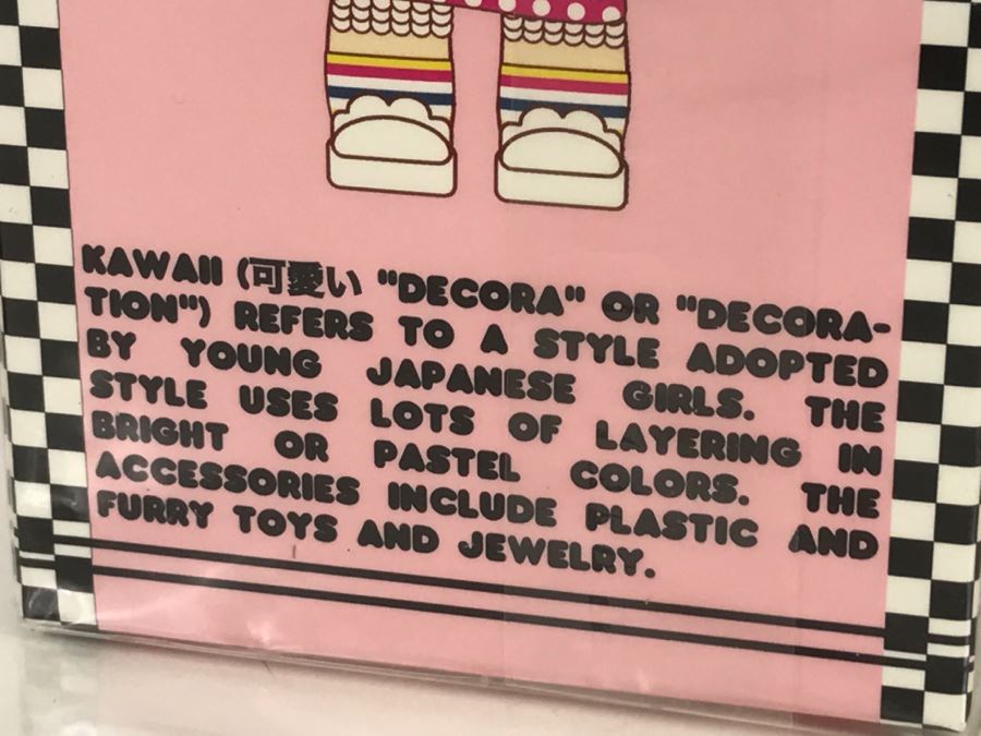 Pair Of New Japanese Fragrances Harajuku Lovers Plus Mickey Mouse And Minnie Mouse Valentines Heart Shaped Box [Photo 8]