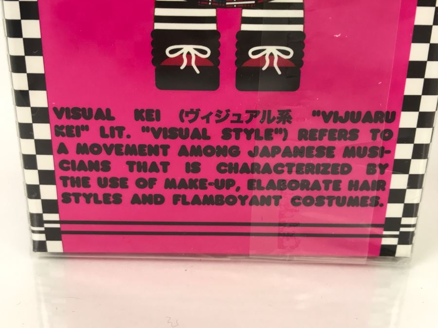 Pair Of New Japanese Fragrances Harajuku Lovers Plus Mickey Mouse And Minnie Mouse Valentines Heart Shaped Box [Photo 5]