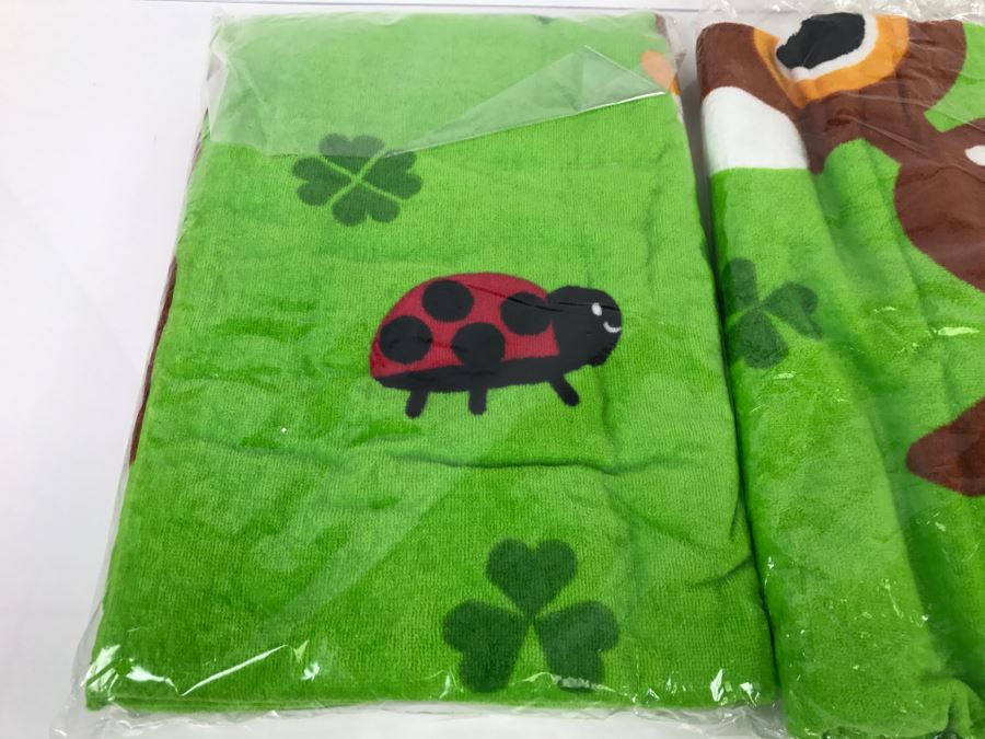 Pair Of New Beach Towels Deery-Lou The Cheerful Pawn By Sanrio  [Photo 5]