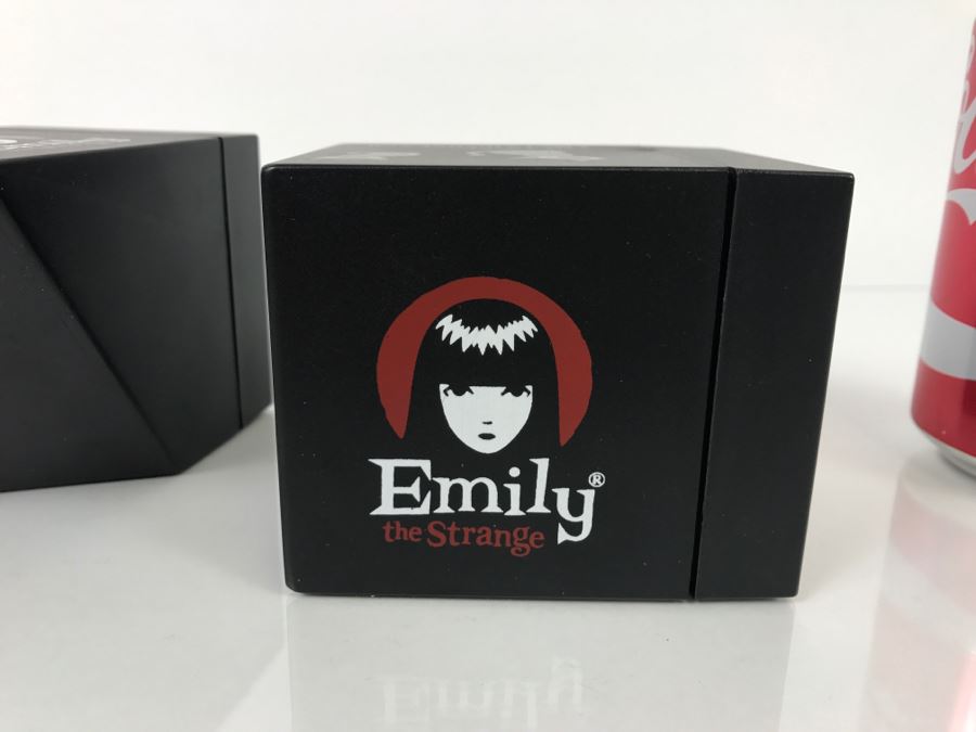 Pair Of Emily The Strange Watches New In Box [Photo 9]