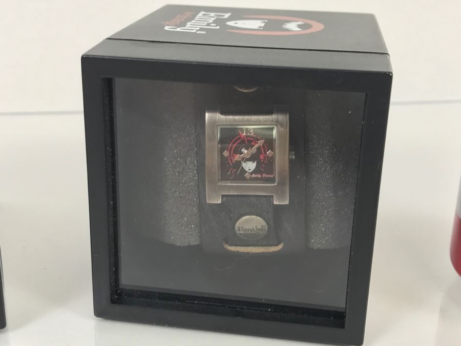 Pair Of Emily The Strange Watches New In Box [Photo 5]