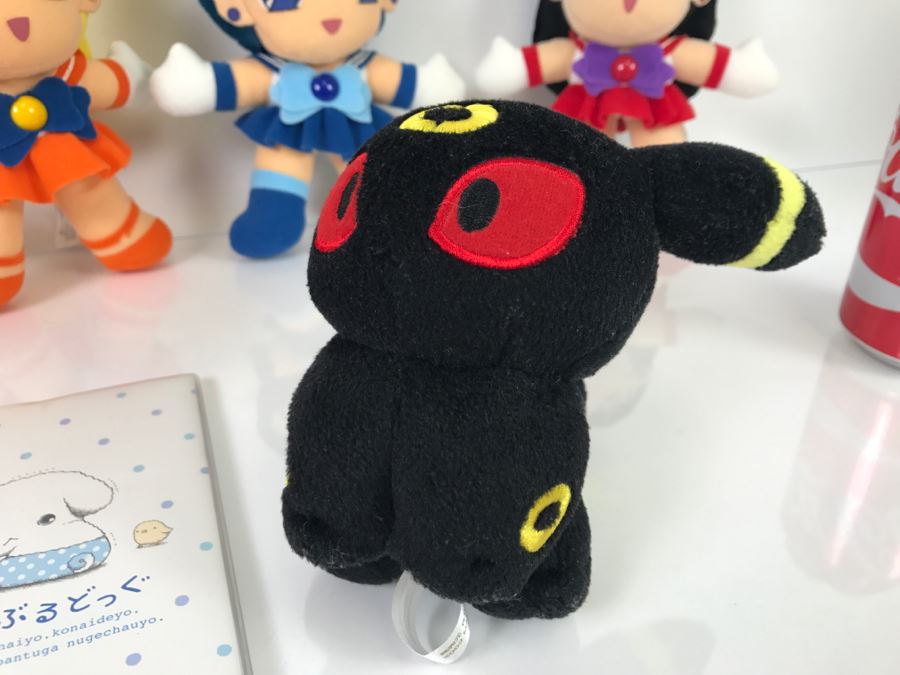 Sailor Moon Trading Cards, (3) Sailor Moon Plush Toys, (2) Pokemon Plush Toys And Japanese Organizer Mamaja Naiyo.Konaideyo [Photo 8]