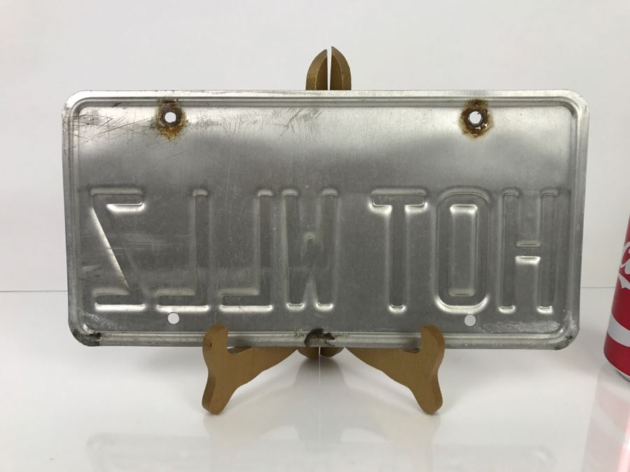Collectible CA License Plate 'HOT WLLZ' Great For Mattel Hot Wheels Collector [Photo 6]