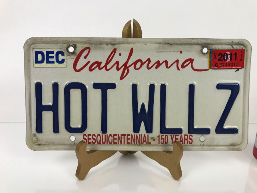 Collectible CA License Plate 'HOT WLLZ' Great For Mattel Hot Wheels Collector [Photo 5]