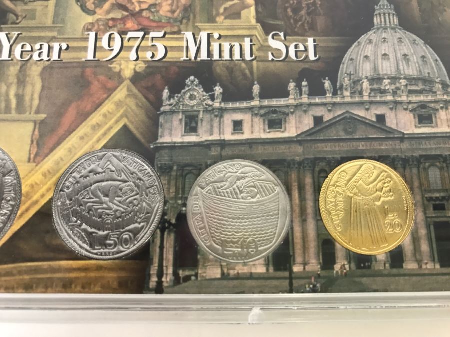 Holy Year 1975 Mint Set Vatican State Arms The Morgan Mint [Photo 4]