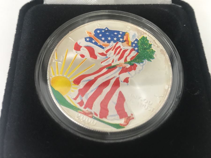 The Morgan Mint 2000 U.S. Silver Eagle Colorized 1Oz .999 Pure Silver And Hologram Silver Eagle 1Oz .999 Pure Silver [Photo 4]