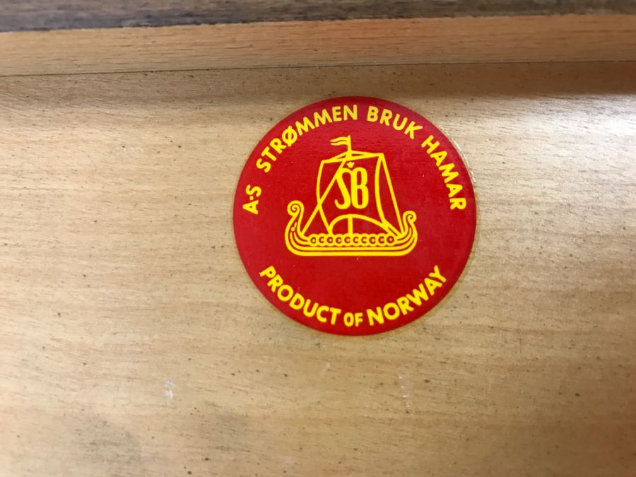 Strommen Bruk Hamar Norway Wooden Fold Out Sewing Box With Sewing Supplies - Note Damage To One Of The Wooden Slats [Photo 5]