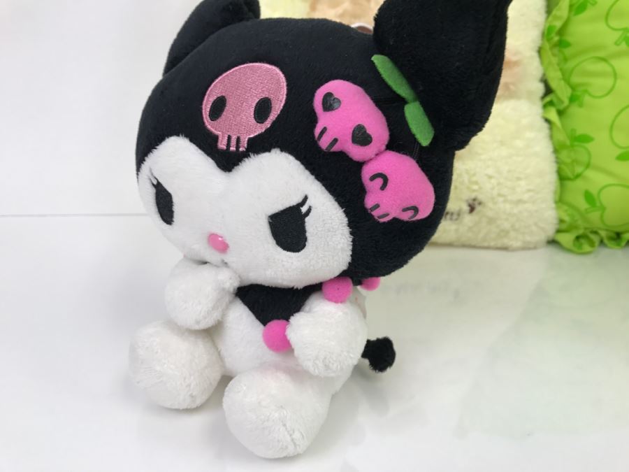 Disney, Hello Kitty And Japanese Plush Toys And Pillows [Photo 10]