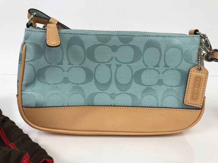 COACH Handbag New With Dust Cover [Photo 4]