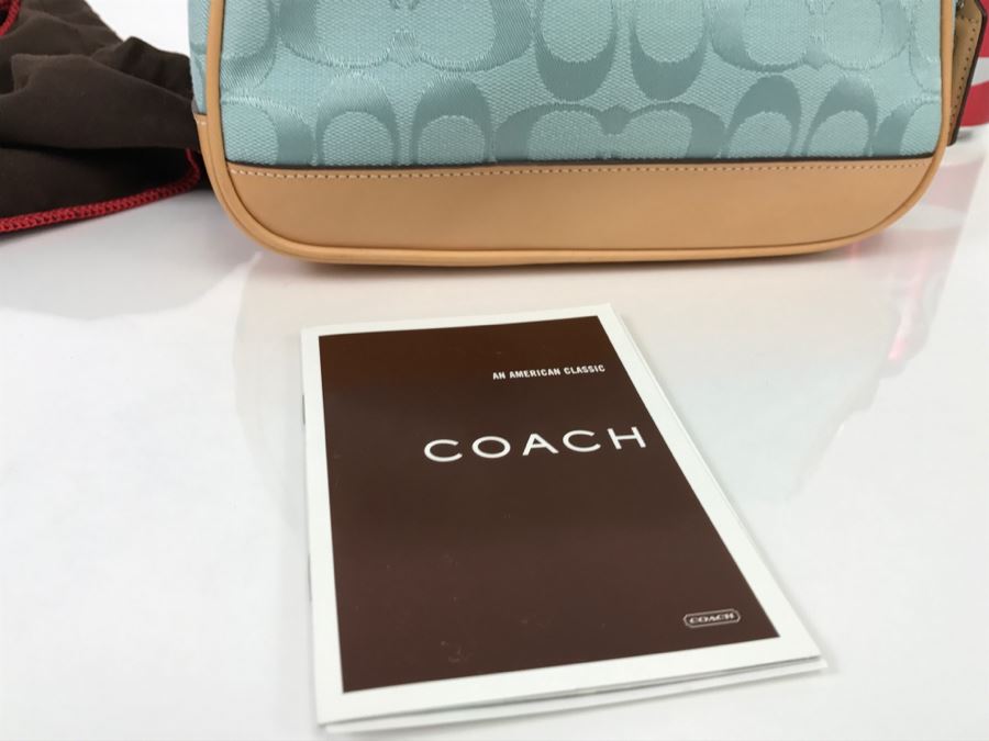 COACH Handbag New With Dust Cover [Photo 10]