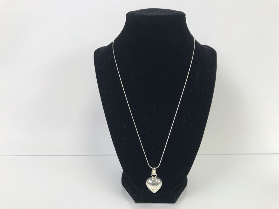 Sterling Silver Heart Pendant With Sterling Necklace 10.8g [Photo 1]