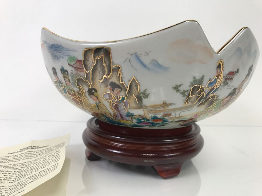 Chinese Scalloped Bowl With Wooden Base Scene From 'The Red Mansion' Yi Lin Arts & Treasures Of China [Photo 11]