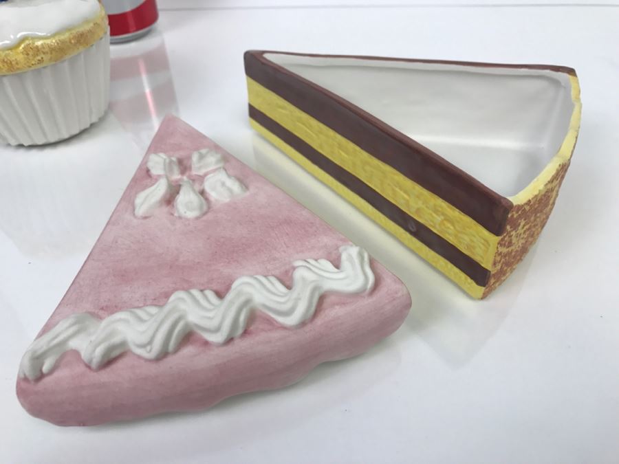 MacKenzie-Childs Hand-Painted Ceramics Platter 'Madison' Pattern And Bowl + Vietri Italian Cake Slice + Cupcake [Photo 13]