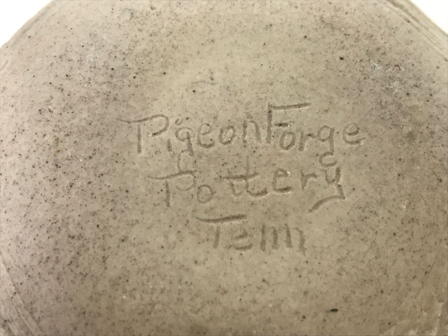 Pair Of Mid-Century Pigeon Forge Pottery Tenn Candleholders [Photo 2]