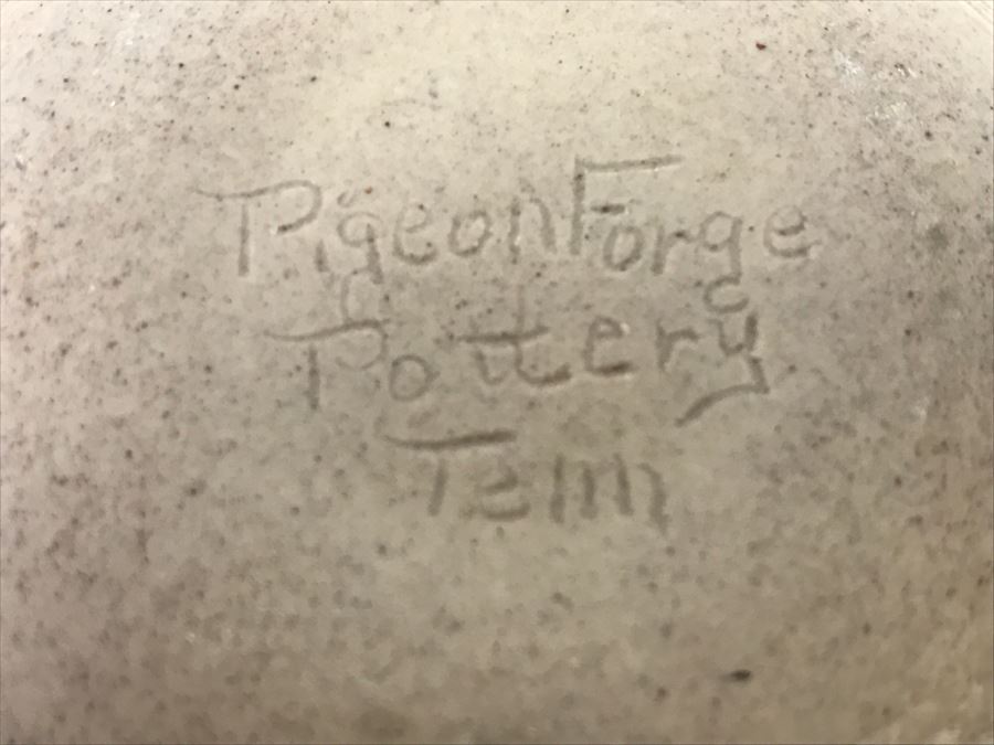 Pair Of Mid-Century Pigeon Forge Pottery Tenn Candleholders [Photo 8]