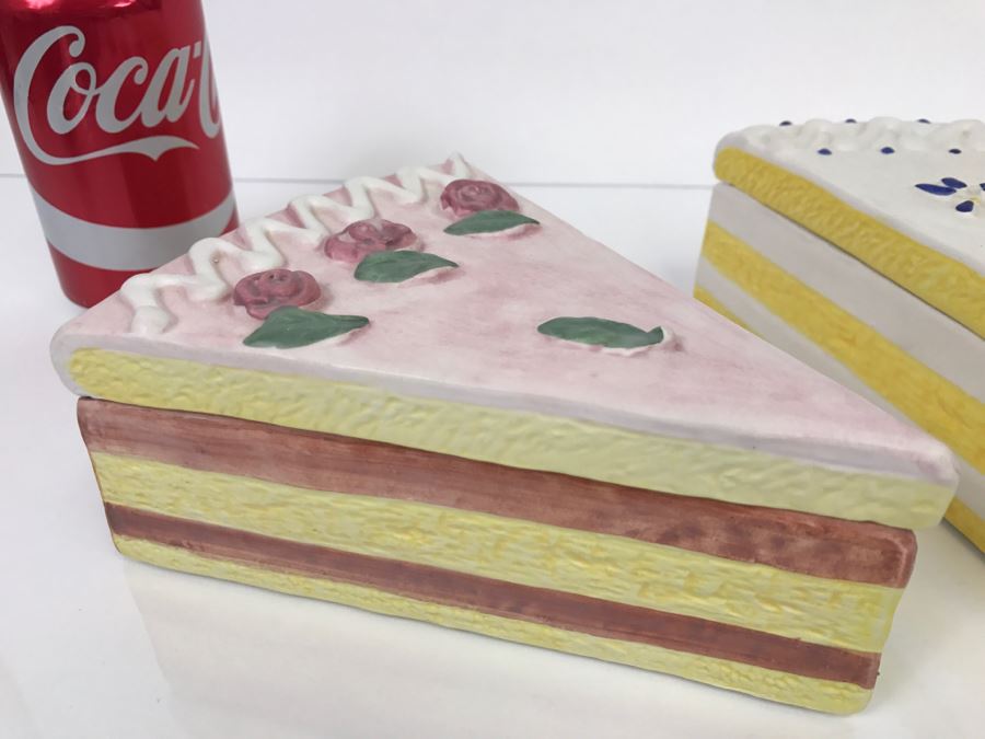 Set Of (3) Vietri Italian Covered Dishes In Form Of Cake Slice [Photo 3]