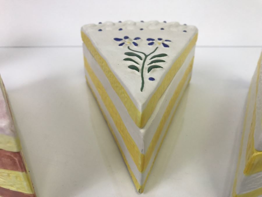 Set Of (3) Vietri Italian Covered Dishes In Form Of Cake Slice [Photo 2]