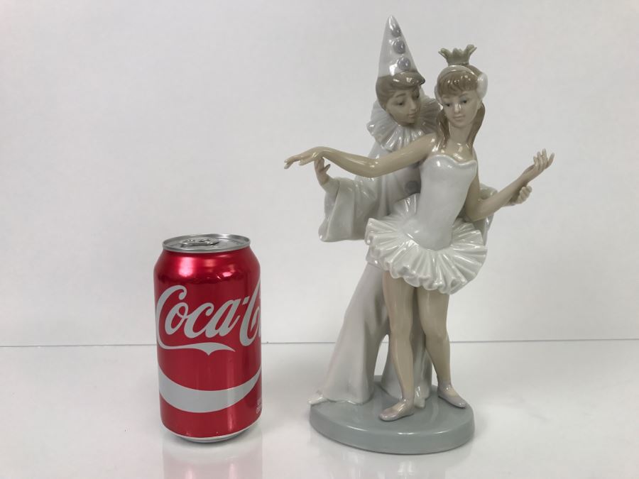 Lladro Figurine 'Carnival Couple' #4882 - Clown & Ballerina Dancing [Photo 1]