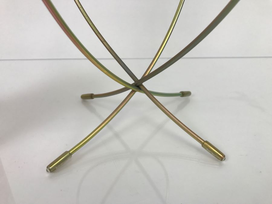 Mid-Century Gold Metal Hat Display Stand [Photo 4]