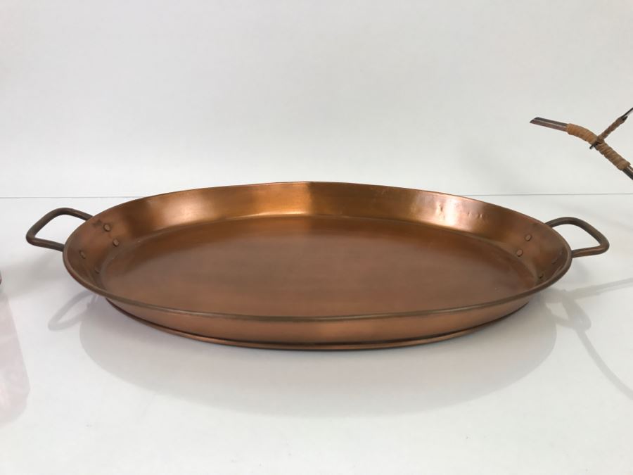Copper Tone Serving Platter And Global Amici Artisan Decorative Amber Bubble Glass & Copper Watering Can [Photo 6]