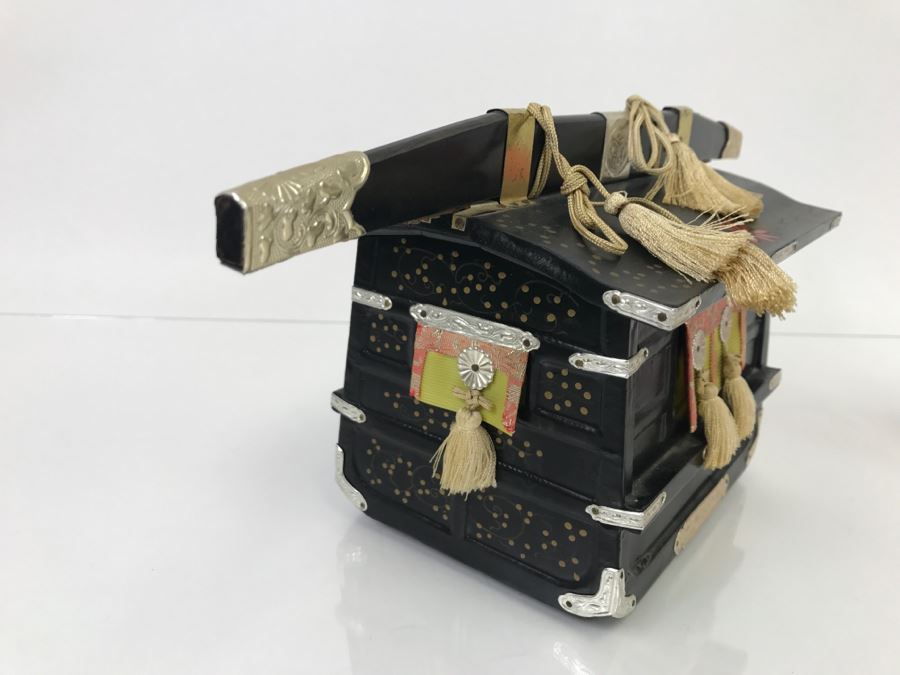 Japanese Music Box Piggy Bank With Key [Photo 10]