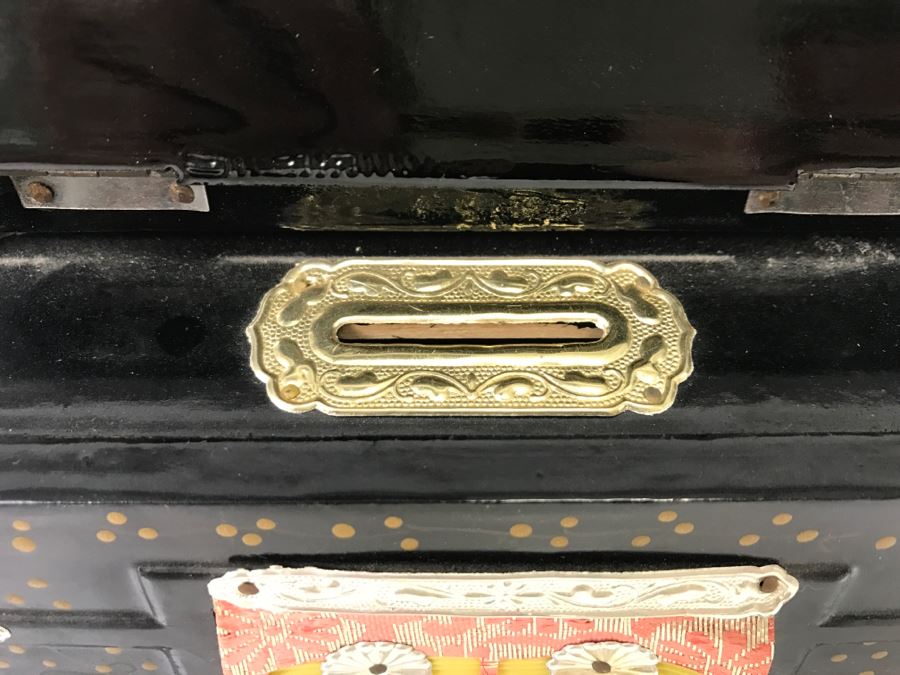 Japanese Music Box Piggy Bank With Key [Photo 7]