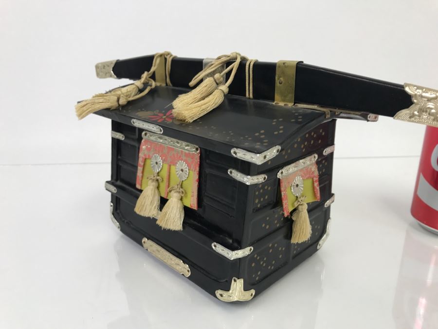 Japanese Music Box Piggy Bank With Key [Photo 9]