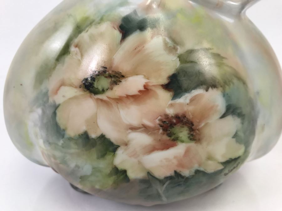 Hand-Painted Porcelain Vessel International Porcelain Art Teachers, Inc. [Photo 7]