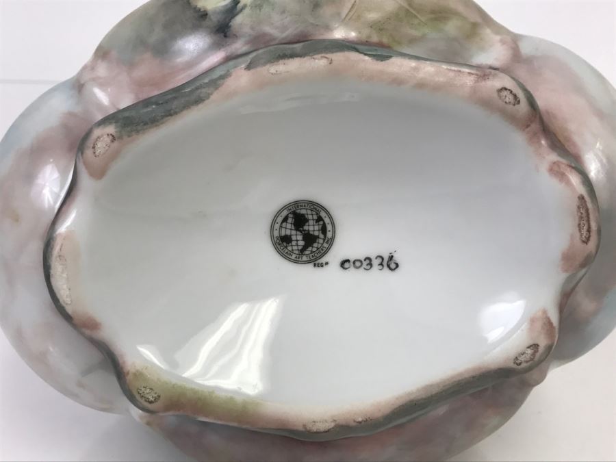 Hand-Painted Porcelain Vessel International Porcelain Art Teachers, Inc. [Photo 11]