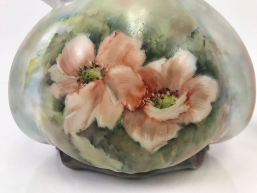 Hand-Painted Porcelain Vessel International Porcelain Art Teachers, Inc. [Photo 3]