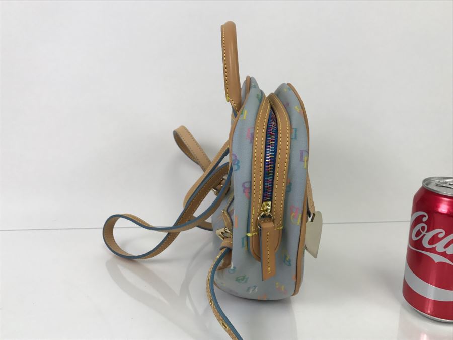 Dooney & Bourke DB Handbag [Photo 4]