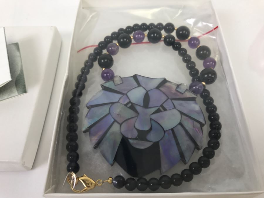 Lee Sands Mother Of Pearl Inlay Lion Pendant Necklace [Photo 3]