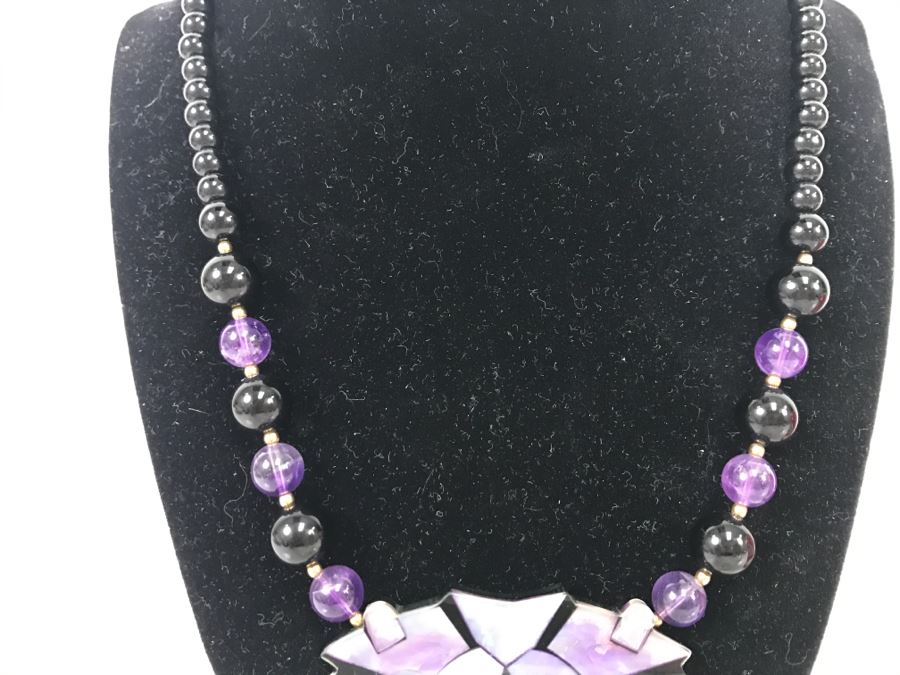 Lee Sands Mother Of Pearl Inlay Lion Pendant Necklace [Photo 7]