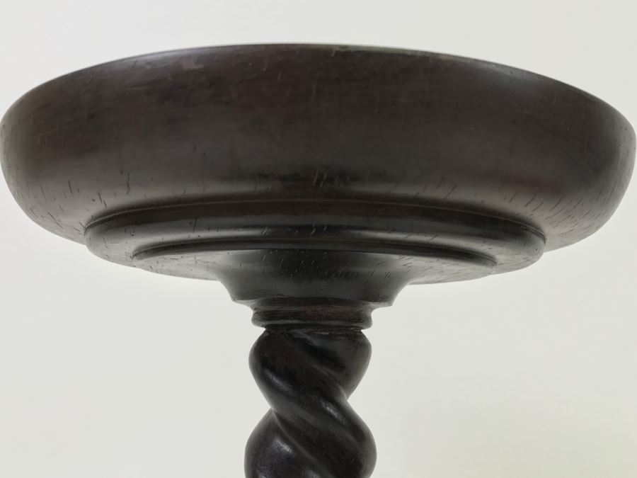 Elegant Barley Twist RESIN Pedestal Stand By Southern Living At Home [Photo 4]