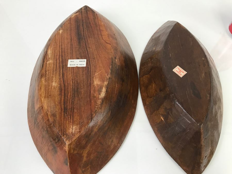 Pair Of Carved Wooden Bowls From India [Photo 8]