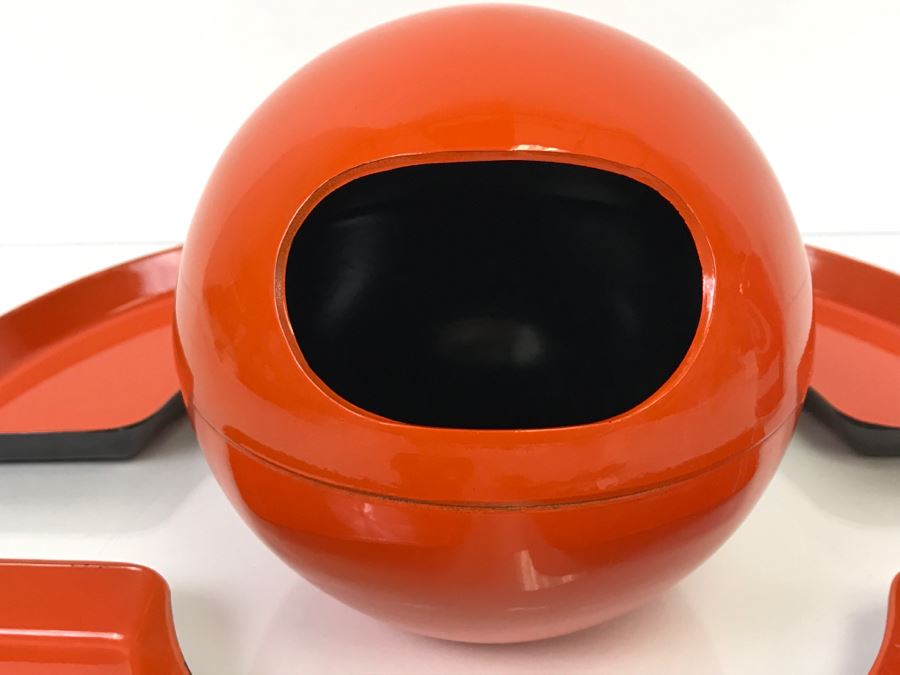 Mid-Century Modern Orange Lacquer Ware Set [Photo 4]