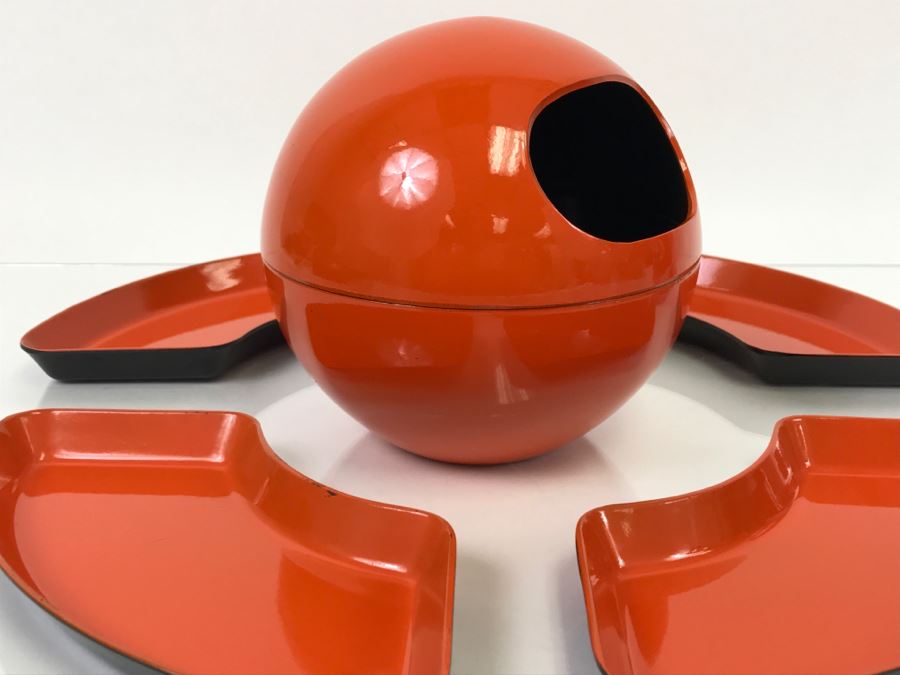 Mid-Century Modern Orange Lacquer Ware Set [Photo 5]