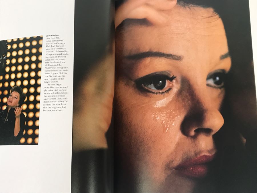 MARILYN MONROE Photograph Signed By Photographer Douglas Kirkland Plus Coffee Table Book 'Light Years' By Douglas Kirkland Featuring Same Photograph Appraised At $1,500 In 2000 - This Item Has A Reserve [Photo 21]