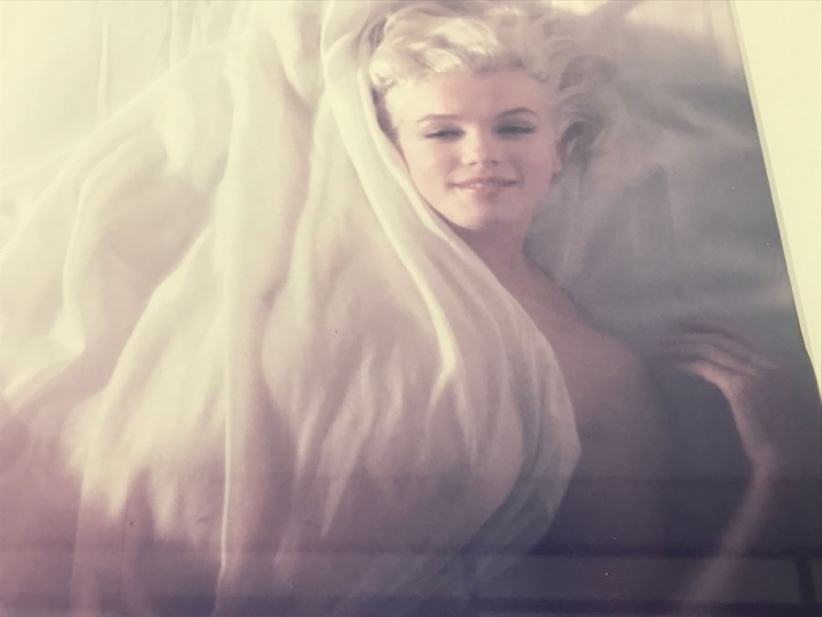 MARILYN MONROE Photograph Signed By Photographer Douglas Kirkland Plus Coffee Table Book 'Light Years' By Douglas Kirkland Featuring Same Photograph Appraised At $1,500 In 2000 - This Item Has A Reserve [Photo 11]