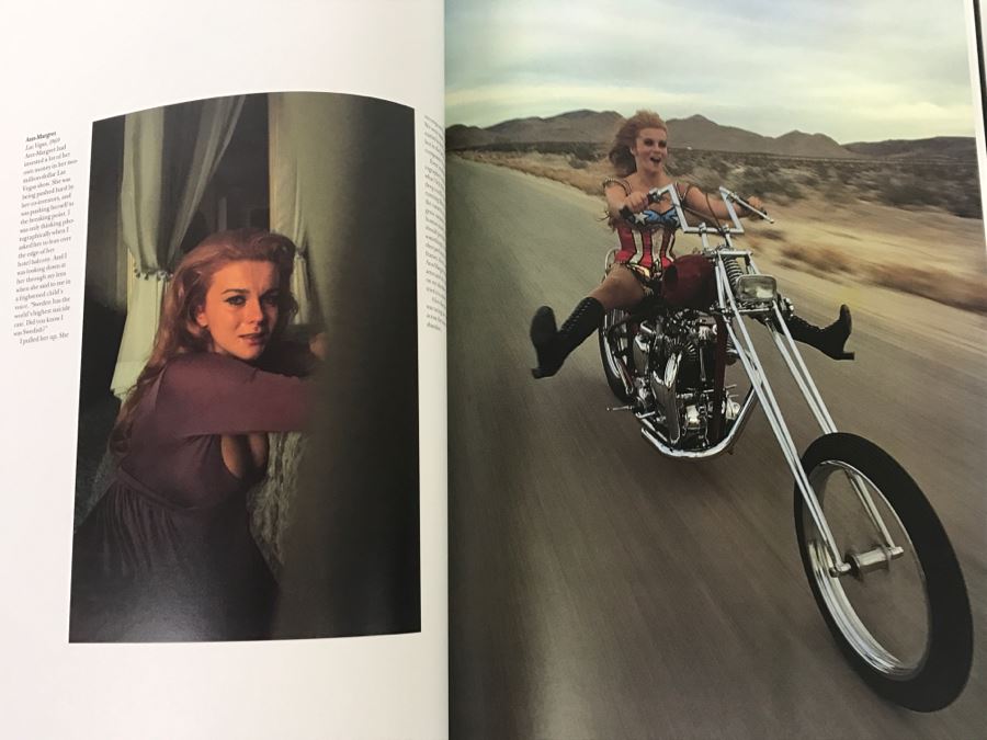 MARILYN MONROE Photograph Signed By Photographer Douglas Kirkland Plus Coffee Table Book 'Light Years' By Douglas Kirkland Featuring Same Photograph Appraised At $1,500 In 2000 - This Item Has A Reserve [Photo 25]