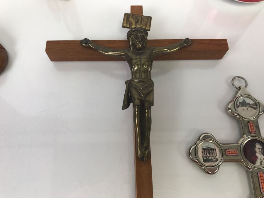 Various Religious Items Crosses [Photo 8]