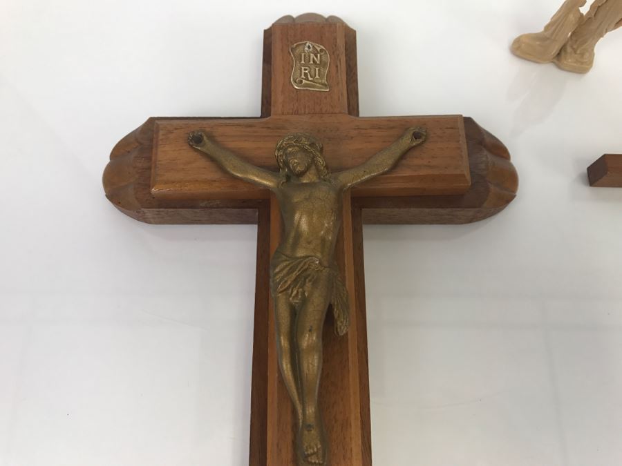 Various Religious Items Crosses [Photo 4]