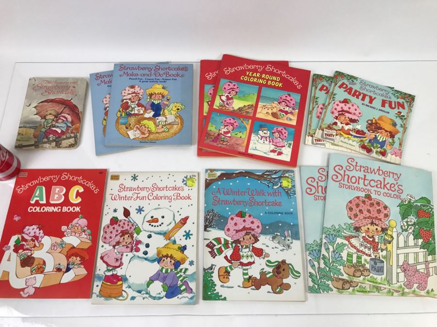 (12) Collection Of Strawberry Shortcake Coloring Books And Books New Old Stock