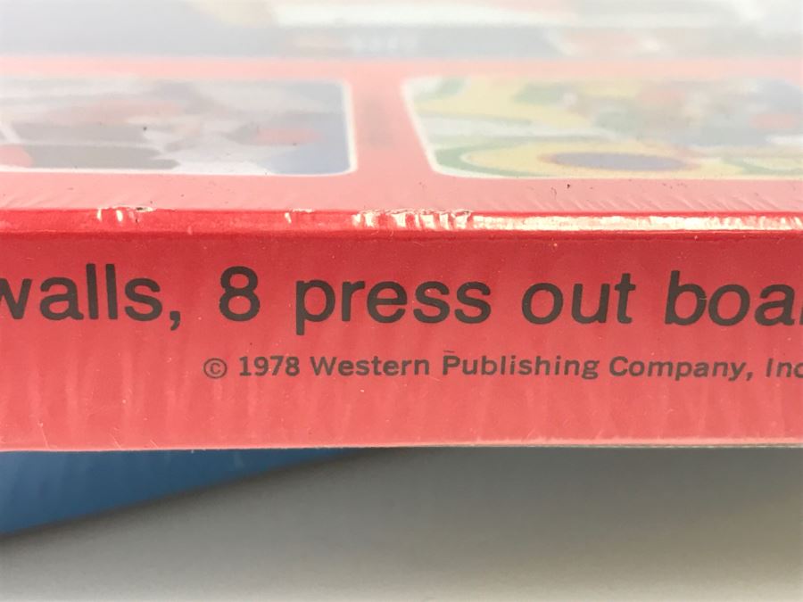 (2) The Country Playhouse And Contemporary Playhouse 4-Room House With Furnishings, Paper Dolls, Clothes Sealed New Old Stock [Photo 20]