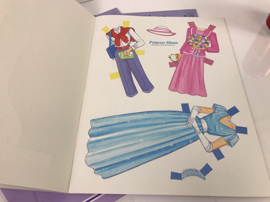 (4) Princess Diana Paper Doll Books New Old Stock [Photo 6]