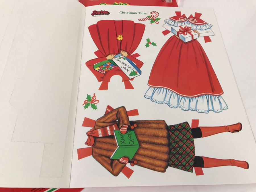 (4) Barbie Christmas Time Paper Doll Books New Old Stock [Photo 8]