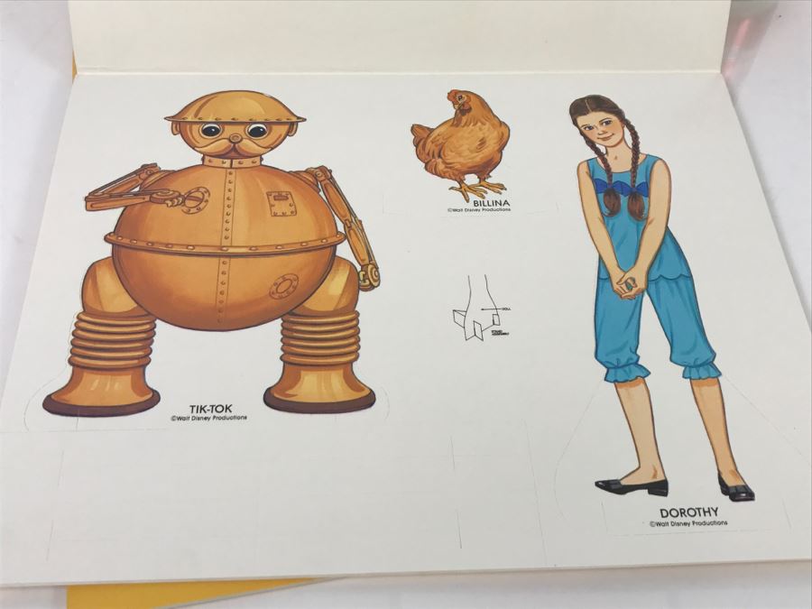 (2) Walt Disney Pictures Return To Oz Paper Doll Books New Old Stock [Photo 7]