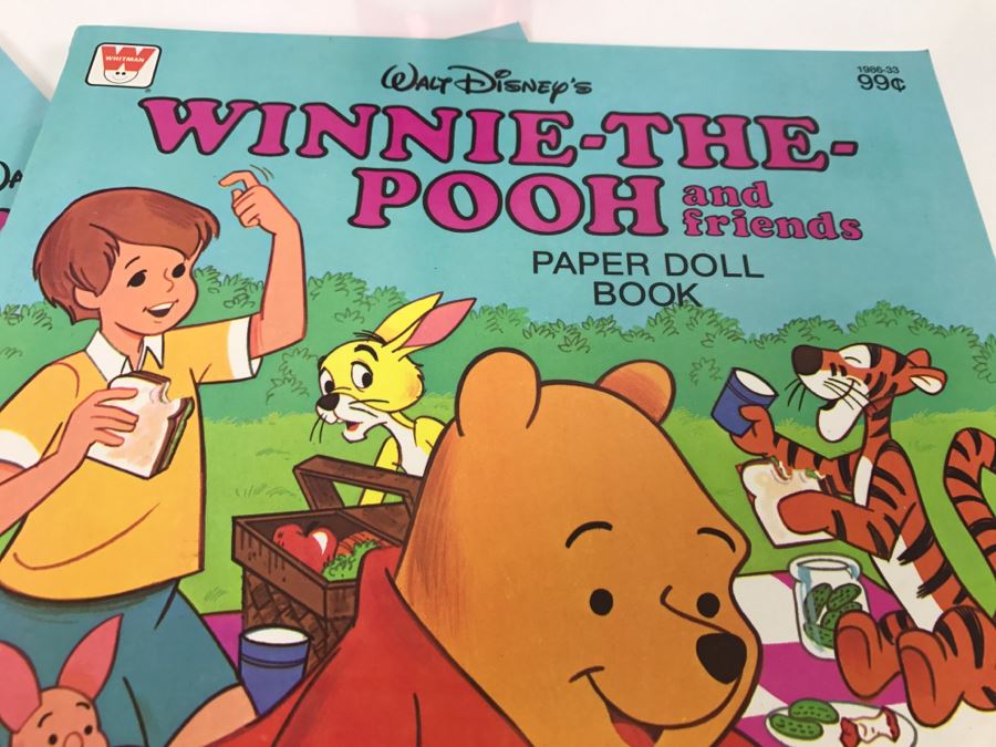 (4) Walt Disney's Winnie-The-Pooh And Friends Paper Doll Books New Old Stock [Photo 3]