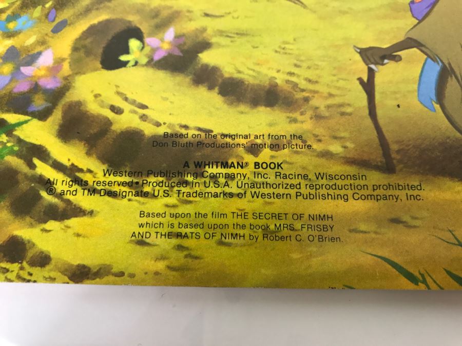 (3) The Secret Of NIMH Graphic Novel Comic Book, Poster Coloring Book And Paint With Water Book New Old Stock [Photo 18]